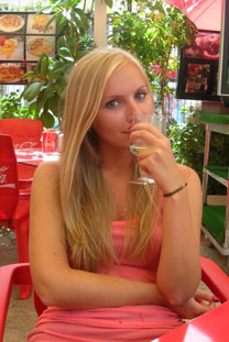 moldovawomendating.com - how to meet friend