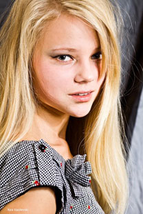 moldovawomendating.com - woman photos