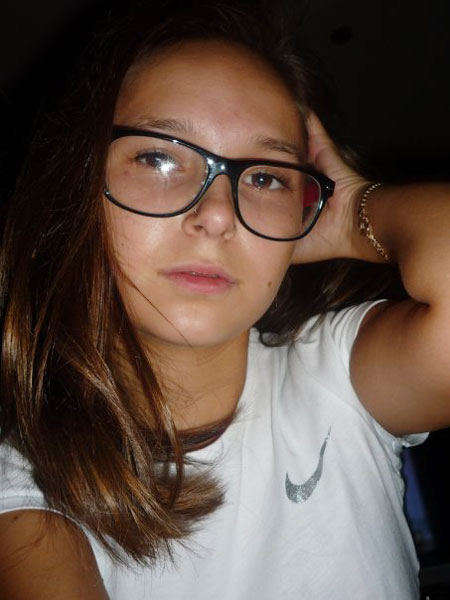 moldovawomendating.com - woman_casual