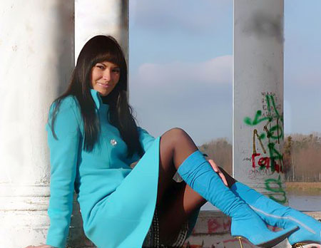 wonder woman pic - moldovawomendating.com